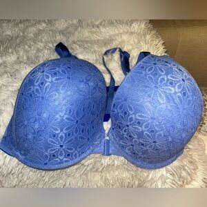 Victoria's Secret Blue Lace Push-Up Bra with Floral Detail